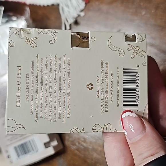 TOCCA Florence Eau De Parfum 0.05oz/1.5ml Spray Sample Travel Size - Picture 3 of 3
